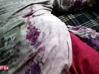 Indian desi wife gets her taut twat banged & filled with spunk