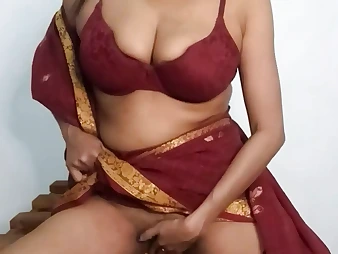 Observe this super-fucking-hot Indian maid get off with Saree sugary-sweet cunny