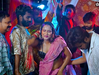 Kinky Desi Bihari Chapri gets kinky in Nude Dance Showcase Live with StarSudipa