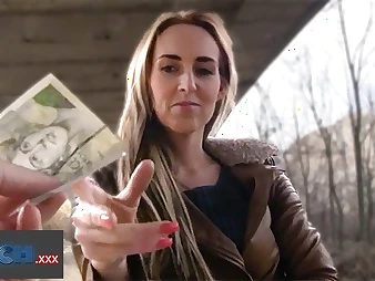 Blonde Czech babe gets fucked fast be proper of savings & takes a hot gravamen