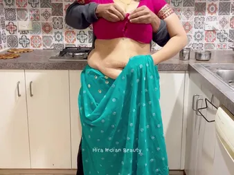 Super-hot Indian Duo encircling Saree & Taboo Fucky-Fucky close by Fat Udders