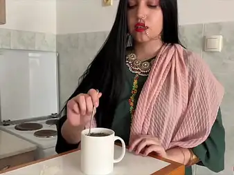 Mily Moony & Kasimir give FilmyFantasy V1 - A Hindi Hijinx with a Twist!