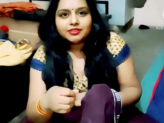 Desi Aunty Filled nearby Passion & Pounded by Young Studs in Hot Desi Video