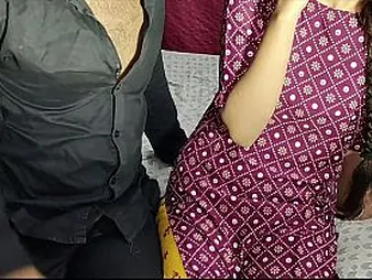 Priyanka Sharma & Priyanshu Sharma acquire down together with dirty with Desi