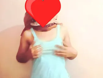 Young Pakistani babe gets fucked away from a mature guy