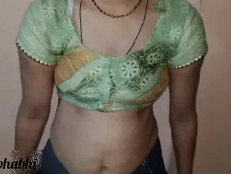 Stepbrother gives Indian stepsister a dt forwards she gets poked and creampied